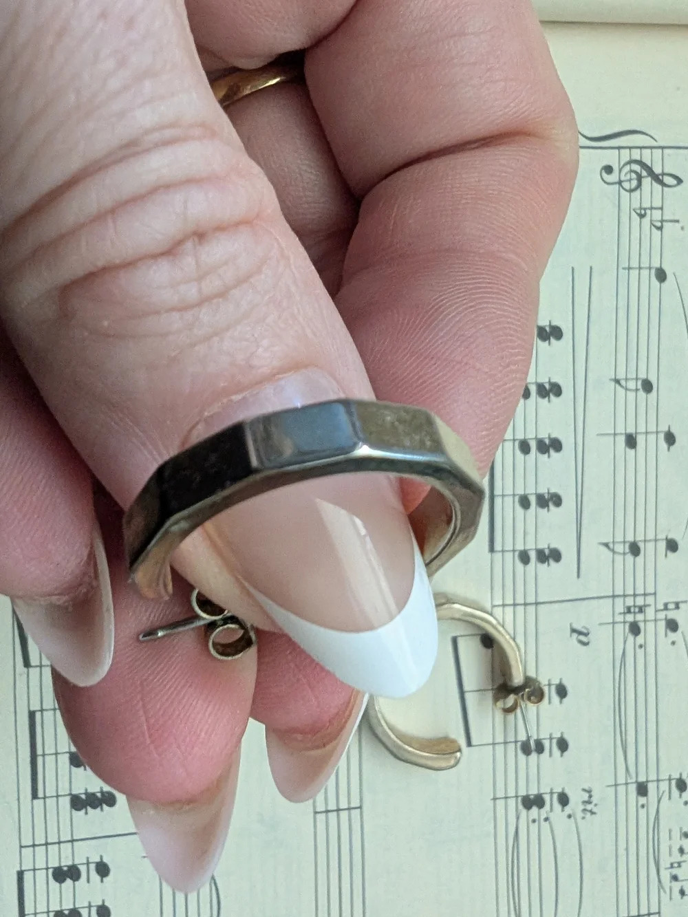 Textured Silver-Tone Rectangular Panel Hoop Earrings - Picture 4 of 6